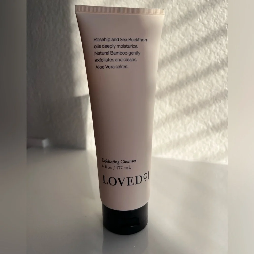 Loved 01 by John Legend Exfoliating Cleanser